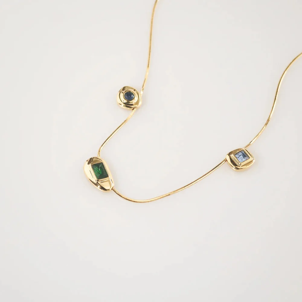 Wholesale vs Consignment for Jewelry: Which Is Right for Your Boutique?