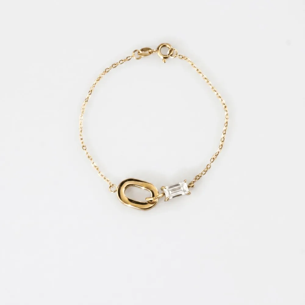 Baguette Oval Link Bracelet - White