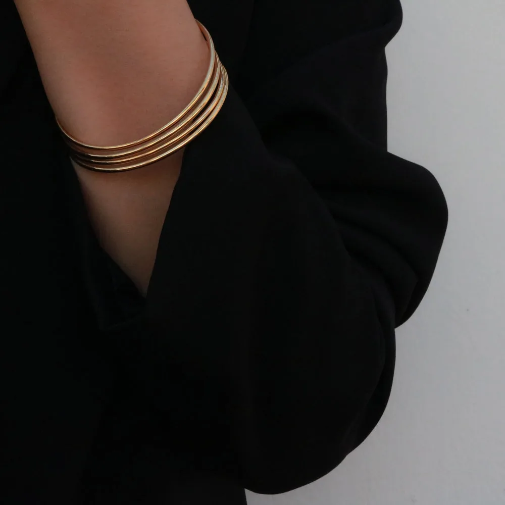 Kyle Bangle Bracelet - 18k Gold Plated Stainless Steel