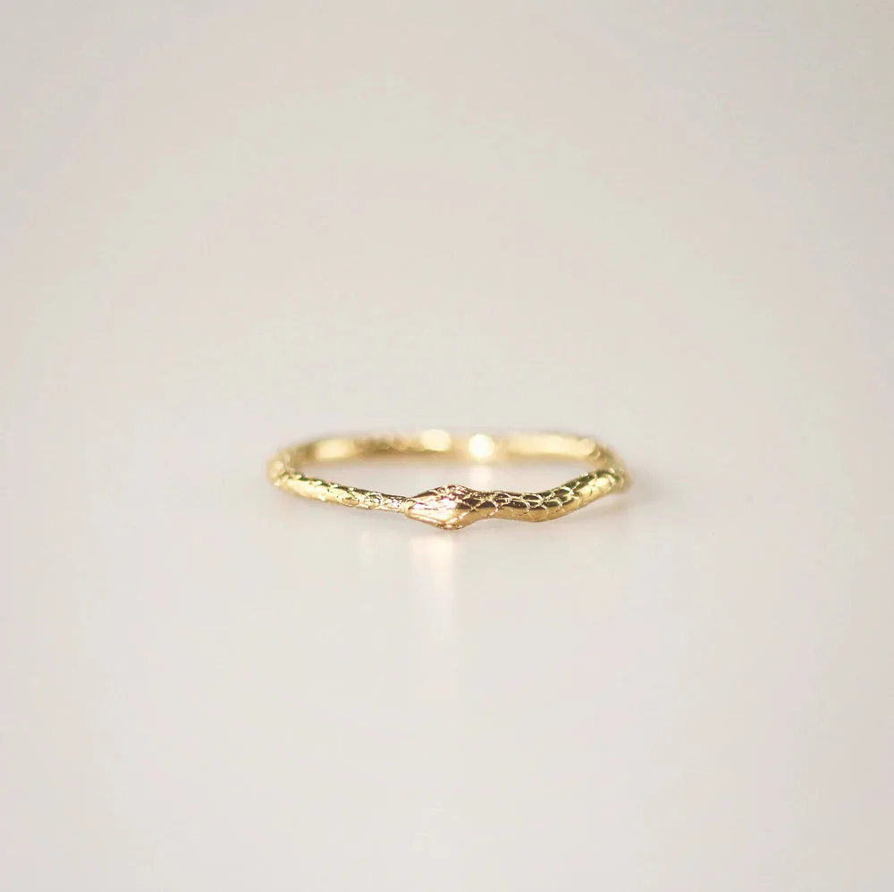 Little Snake Textured Ring – Waterproof 18k Gold Plated Stainless Steel