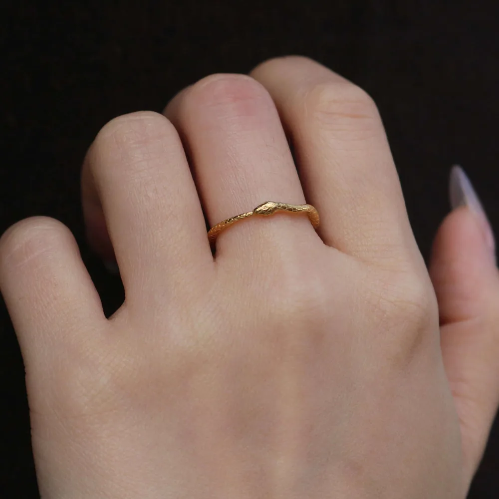 Little Snake Textured Ring – Waterproof 18k Gold Plated Stainless Steel